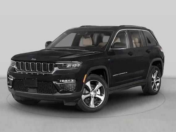 JEEP GRAND CHEROKEE 2023 1C4RJYB68PC624349 image